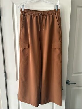 Athleta Chestnut Wide-Leg Cargo Pants